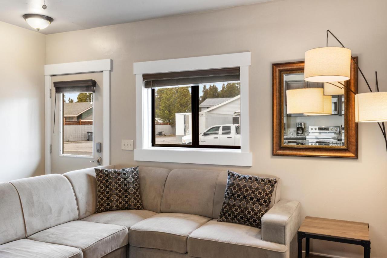 The Yellowstone Hideaway Unit A 웨스트 엘로스톤 외부 사진