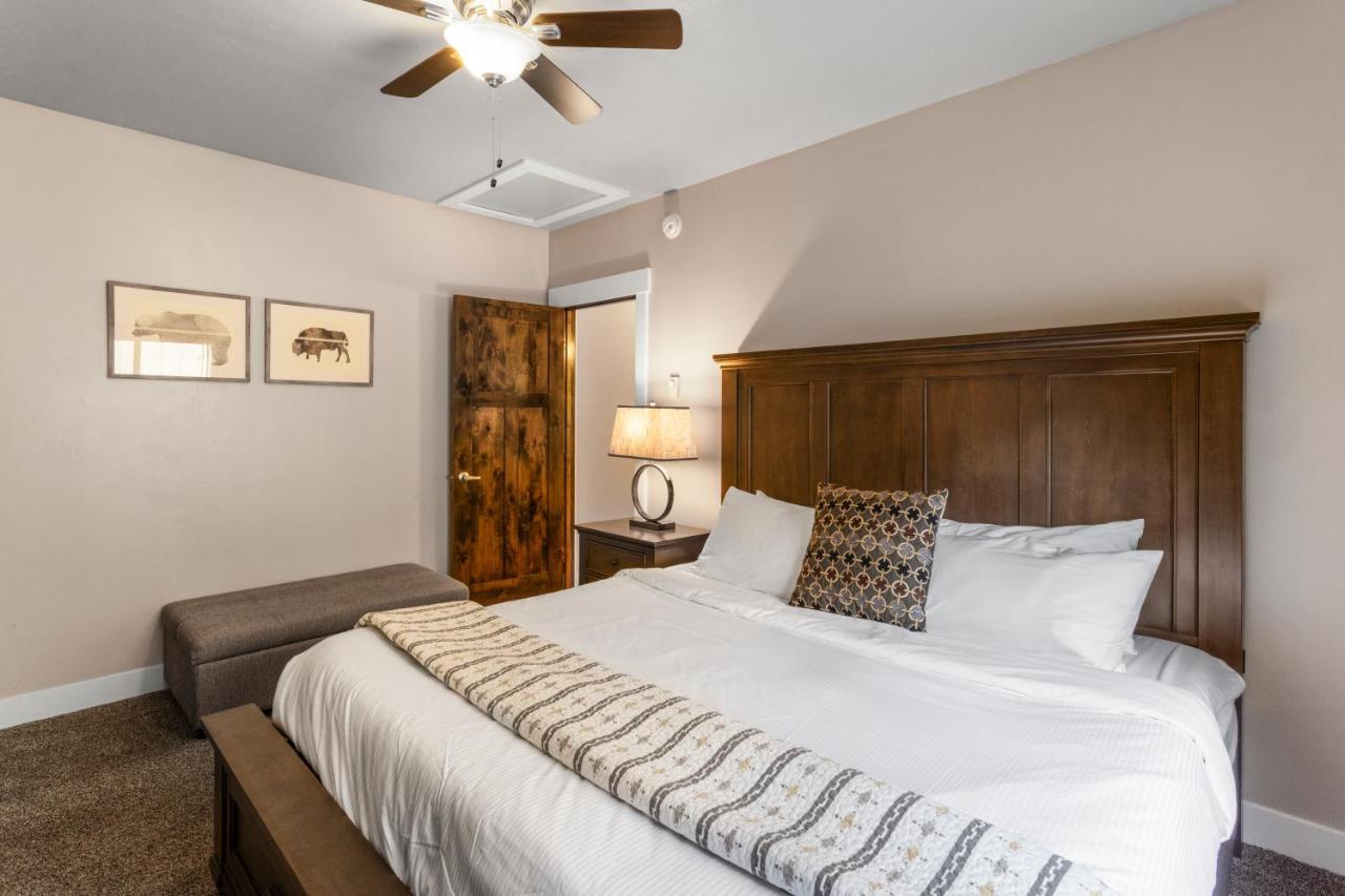 The Yellowstone Hideaway Unit A 웨스트 엘로스톤 외부 사진